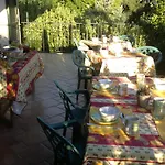 Lo Scoiattolo e la Noce