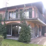 Lo Scoiattolo e la Noce