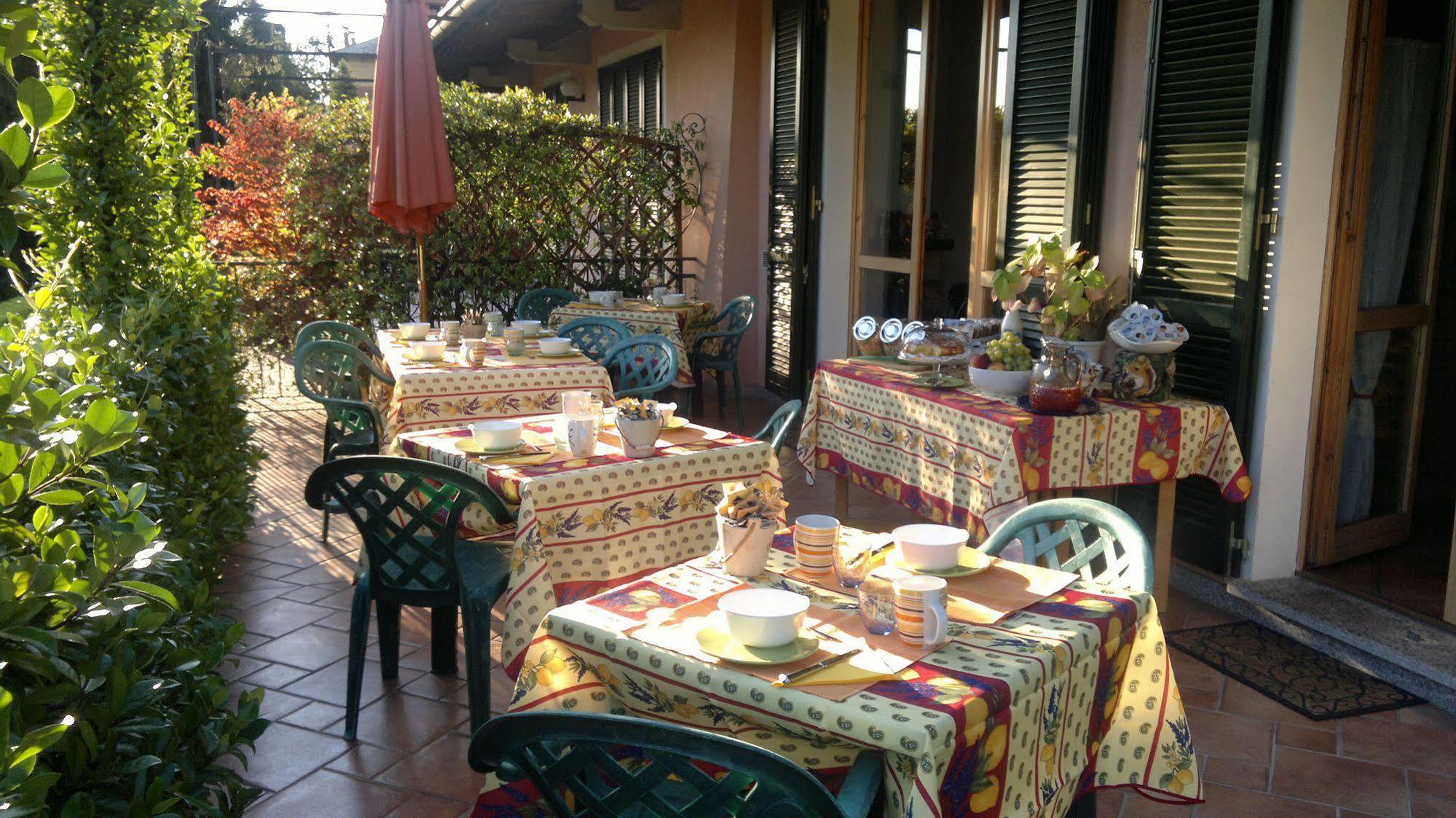 Bed & Breakfast Lo Scoiattolo E La Noce Stresa